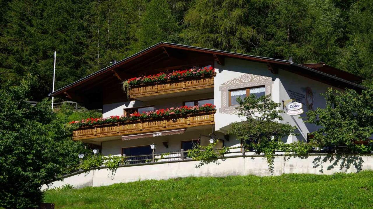 Pension Riese Neustift im Stubaital Zewnętrze zdjęcie